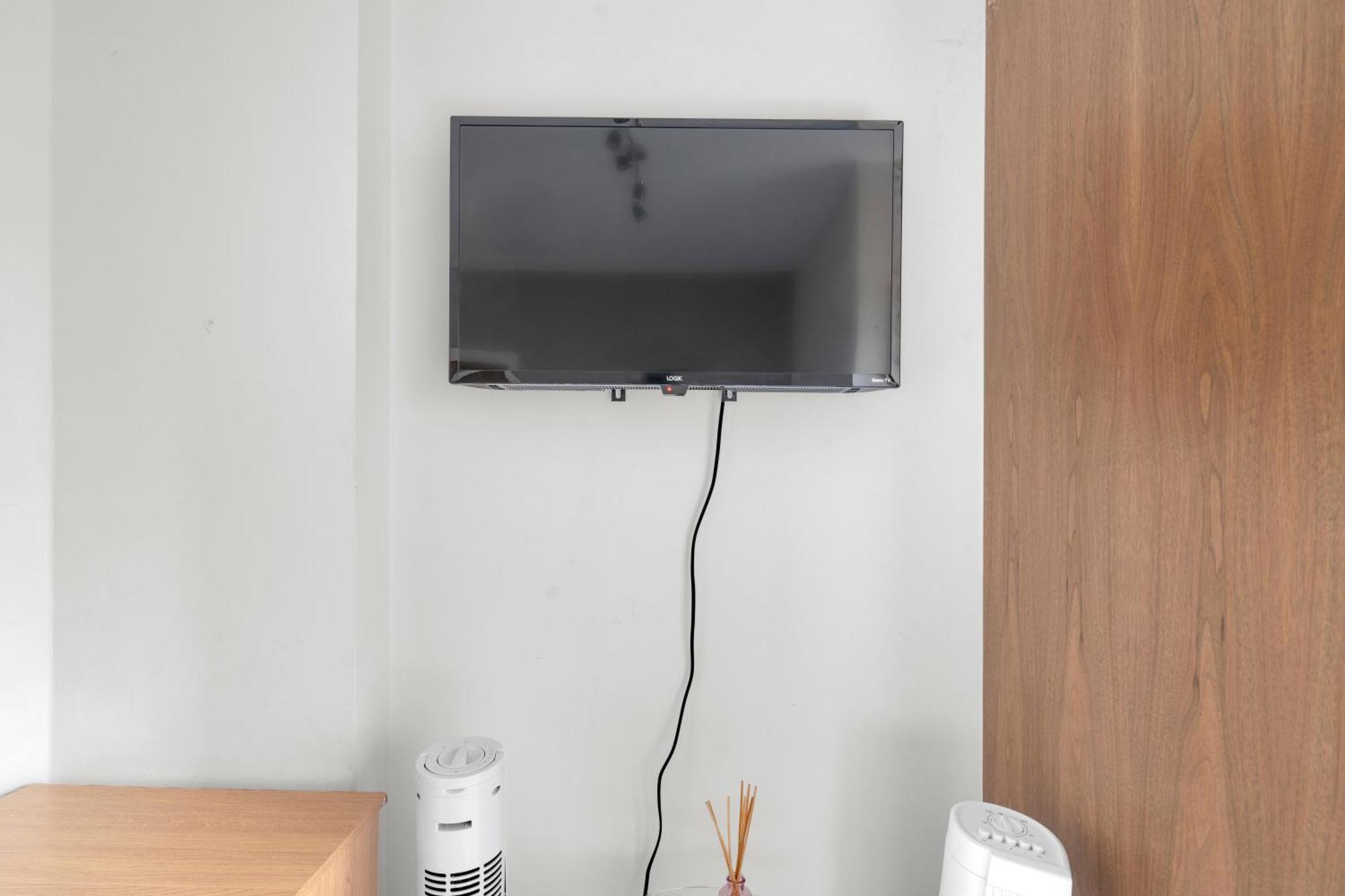 Appartement Very Central,1gb Fibre Wifi, 2min To Tube & Heathrow, Free Coffee, Milk & Snacks, 2 New Tvs & Sofabed *